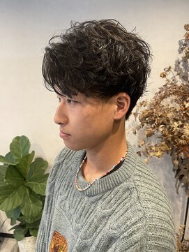 コウ(Kou) 「Kou(コウ)」#ツイストスパイラルパーマ