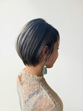 カイル (KAIL) 【KAIL仙台東口】 ショートボブ×ハイライト　２０代/30代