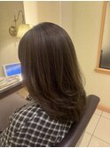 アッシュベージュ×ミディアムレイヤー/30代40代50代60代