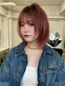 ハニー 町田(HONEY) レイヤー外ハネボブイメチェンワイドバング美髪チェリーレッド3