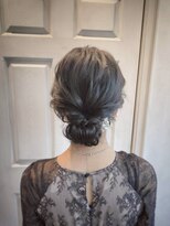 アロマ ヘアー ルーム 新宿3号店(AROMA hair room)&nbsp;パールアクセシニヨン/大人上品まとめ髪