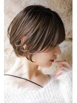 カライングドゥ(ing deux)&nbsp;大人可愛い20代30代40代黒髪前下がりショートボブ丸みショート◎