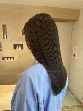 ユッカ エルア 武庫之荘南口(YUCCA elua) 【 YUCCA 】大人可愛い/柔らかベージュストレート