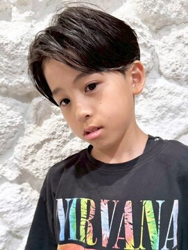 モアナ バイ ヘッドライト 松山(Moana by HEADLIGHT) Moana【松山】#メンズカット#キッズカット#フェザーパーマ