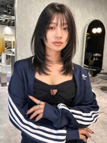 シティ(CITY)&nbsp;レイヤーミディアム ミディアムレイヤー ハッシュカット 顔周り