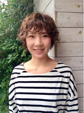 ストーリー(Story) ふわふわパーマ×ショート