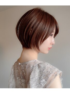 クルミ(culumi) 丸みのシルエットボブ