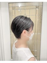 ヴィラ 川西店(Villa)&nbsp;20代30代40代小顔耳掛けグレージュショート