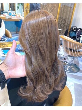 ロンドアベニール 北千住(Lond avenir) ブリーチなしダブルカラー ミルクティーベージュ 西田大樹