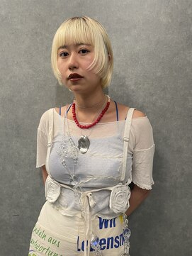 ノラ シンディ(NORA CYNDY) ウルフボブ ハイトーン