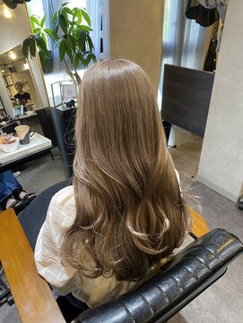 ルモ(Lumo) 【MIHO】ミルクティーグレージュ×ロング