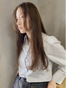 シーカ(siika)の写真/学芸大学30秒◆一人一人の髪質に合わせた薬剤を選定◎ダメージレスで自然な仕上がりの縮毛矯正を叶える。