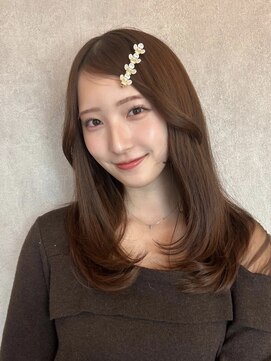 ルームバイシー 新宿(Loom. by Sea) ネビージュ×顔まわりカット