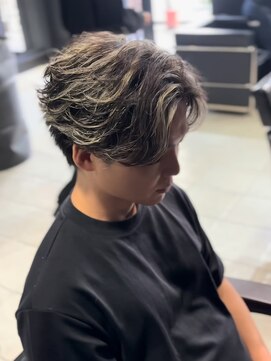 アウル 心斎橋(owl) フェザーパーマ/ハイライト/センターパート/ブリーチ/カラー