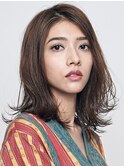 ミディアム/レイヤー/パーマ/前髪あり/30代/40代/50代/長め