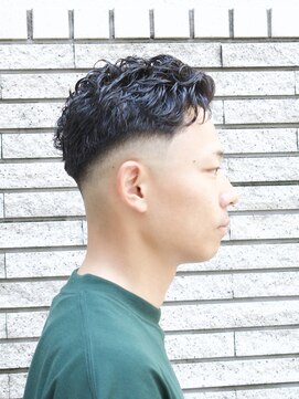 ザバーバー 渋谷(THE BARBER) Perm High Skin Fade