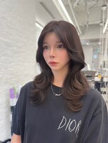 アマトウキョウ 表参道(AMA TOKYO)&nbsp;レイヤーカット 韓国ヘア ミルクティー 高島大登