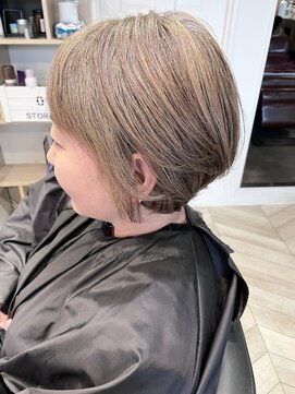 フィーリー ヘア デザイン 太田店(feAry) 明るめベージュで白髪ぼかしハイライト