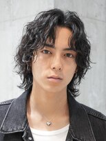 レタッチバイフィフス(RETOUCH by fifth)&nbsp;原宿ツイストスパイラルパーマメンズカットセンターパート緩め