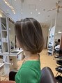 ウェルズ グランデ 奈良店(Well's GRANDE) 白髪を活かしたハイライトで自然にぼかしカバー◎【奈良】