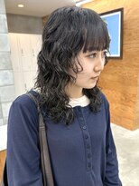 トゥコ(tuco)&nbsp;ミディアムレイヤーパーマ　ウェーブパーマ　顔まわりレイヤー
