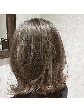 ヘアー ブランコ(hair Blanco) 外国人風グレージュカラー