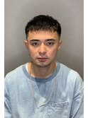 理容室外国人風ラフオシャレバーバーフェードスタイル