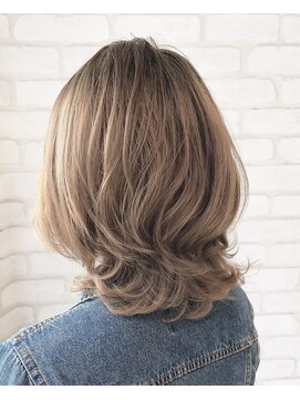 アビリタ(abilita) セミディ×ミルクティーベージュ