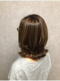 外ハネ綺麗めヘアー