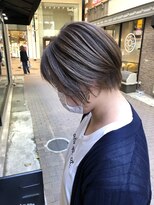 ワンバイワンクラッカ(one by one CLACCA)&nbsp;シルバーベージュ×前下がりショート