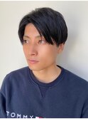 センターパートトランクスヘア
