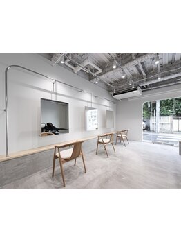 プライベートサロンだからこそお悩みも相談しやすい！ゆったりくつろげるリラックス空間でキレイに…♪