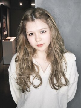 キヴィ(kivi) ブロンドベージュ.