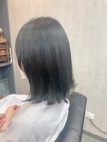 オト(oto)&nbsp;抜け感×軽やかさ　今ぽっさ満点のボブスタイル