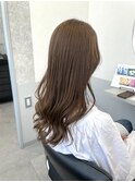 透明感あふれる!これが大人の【オリーブベージュ】