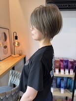 ファースト(1st.)&nbsp;ダブルカラー×ショート