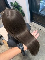 ノーム(norm)&nbsp;艶で魅せる王道ショコラブラウン
