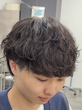 アウラ(AURA) シャドウパーマメンズパーマフェザーパーマ