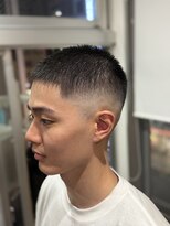 メグロバーバーショップロッポンギ 目黒六(MEGURO BARBER SHOP 6PPONGI) バズカット