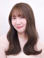 シアバイルーシー(SIA by LUCEY)&nbsp;柔らかショコラブラウンカラーまとまるローレイヤーカット