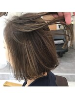 アンドコー(Andco)&nbsp;【Andco】30代オシャレ女性におすすめ！ ハイライトボブ