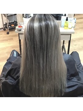 ヴィヴ(VIVE) ホワイトシルバーバレ