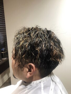 ダリア(DAHLIA) ツイストパーマ&ハイライト