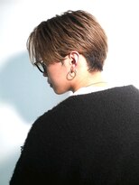 イーラ(era)&nbsp;ナチュラル・毛流れ・センターパート・ツーブロック