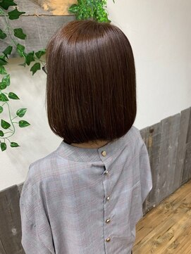 美容室ケインズナチュール ボブ[アースカラー/グレージュカラー/グレーベージュ/オンブレ]