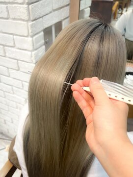 レガロ(REGALO) ケラチンブローアウト♪