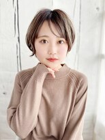 ローブロワ(L'Aube roi)&nbsp;透け感カラーで魅せるふんわりカールのアレンジショート