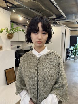 ヒュージ 表参道(huge) ミニボブ/ニュアンスパーマ/前髪カット/くせ毛風パーマ