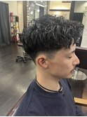 かき上げヘア七三ヘアツーブロックメンズ波巻きスパイラルパーマ