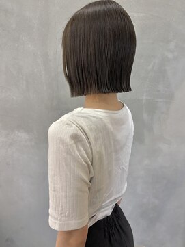 イロ プラス 南田宮店(iro+) 【nanaka】ぱつっとbob